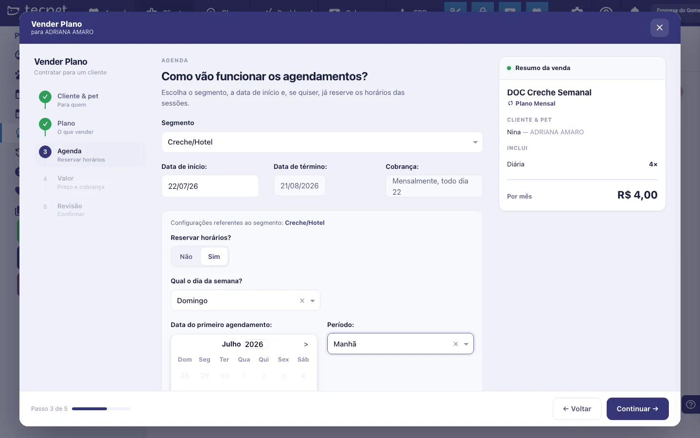 Etapa 3 no segmento Creche/Hotel, com o campo Período preenchido com Manhã e sem o seletor de profissional